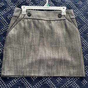 Limited , size 6 tweed skirt
